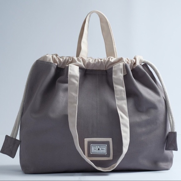 Cuddle Tote Monotone - Picture 3 of 16